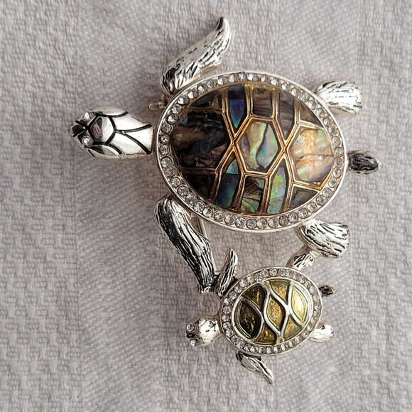 Turtle Brooch Pin With Abalone Shell & Rhinestone Accents By Napier - Picture 5 of 6